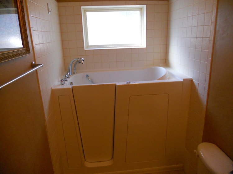 Walk In Bathtub installation boise Idaho 2